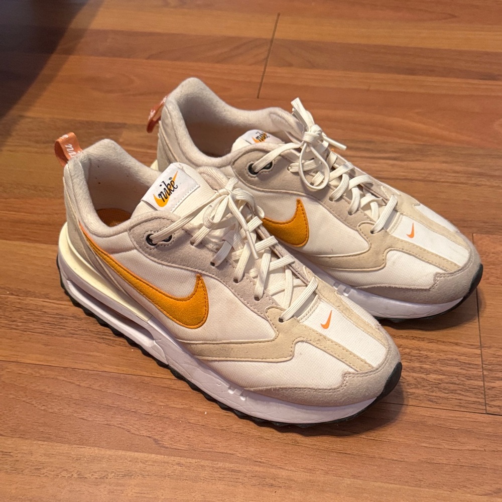 Nike Women's Cream and Orange Sneakers